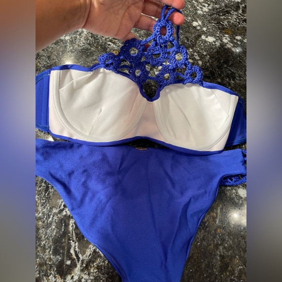 Like new luli fama swimsuit XL top/L bottoms beautiful crochet work on the top - Picture 4 of 10